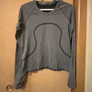 lululemon athletica Charcoal Long Sleeve Tee